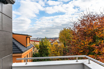 Pronájem bytu 3+kk v osobním vlastnictví 125 m², Praha 10 - Vršovice