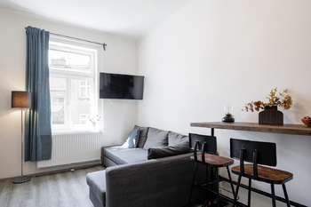 Prodej bytu 2+kk v osobním vlastnictví 50 m², Praha 8 - Libeň