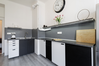 Prodej bytu 2+kk v osobním vlastnictví 50 m², Praha 8 - Libeň