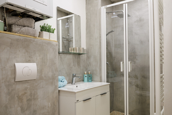 Prodej bytu 2+kk v osobním vlastnictví 50 m², Praha 8 - Libeň