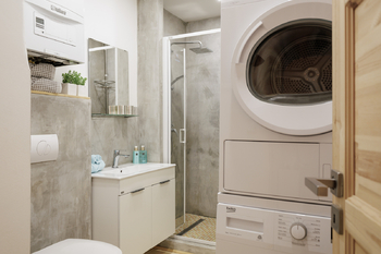 Prodej bytu 2+kk v osobním vlastnictví 50 m², Praha 8 - Libeň