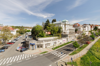 Prodej bytu 2+kk v osobním vlastnictví 50 m², Praha 8 - Libeň