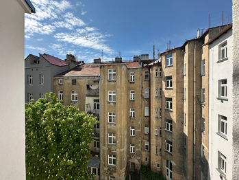 Prodej bytu 2+kk v osobním vlastnictví 50 m², Praha 8 - Libeň
