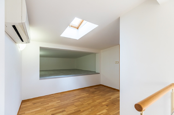 Prodej bytu 2+kk v osobním vlastnictví 60 m², Praha 3 - Žižkov