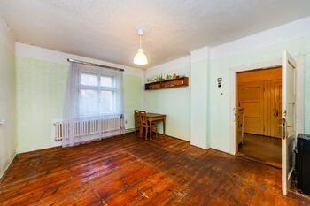 Prodej domu 120 m², Nižbor