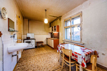 Prodej domu 120 m², Nižbor