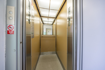 Prodej bytu 3+1 v osobním vlastnictví 72 m², Praha 9 - Střížkov