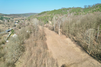 Prodej pozemku 6644 m², Medonosy