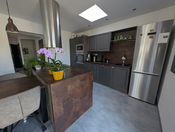 byt 2 kuchyňská linka - Prodej domu 232 m², Vyškov
