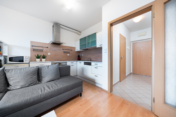 Pronájem bytu 1+kk v osobním vlastnictví 38 m², Praha 5 - Jinonice