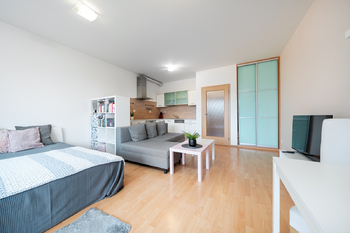 Pronájem bytu 1+kk v osobním vlastnictví 38 m², Praha 5 - Jinonice