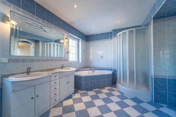 Prodej bytu 3+1 v osobním vlastnictví 107 m², Český Brod