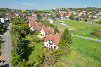 letecký pohled - Prodej domu 347 m², Tuchoměřice
