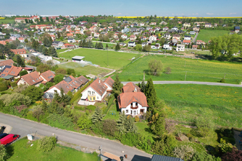 letecký pohled - Prodej domu 347 m², Tuchoměřice
