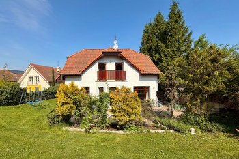 Prodej domu 347 m², Tuchoměřice