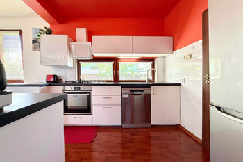 kuchyňský kout - Prodej domu 132 m², Horoměřice