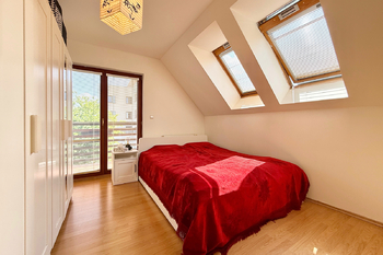 ložnice - Prodej domu 132 m², Horoměřice