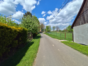 Prodej pozemku 1300 m², Bělotín