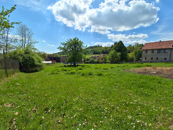 Prodej pozemku 1300 m², Bělotín