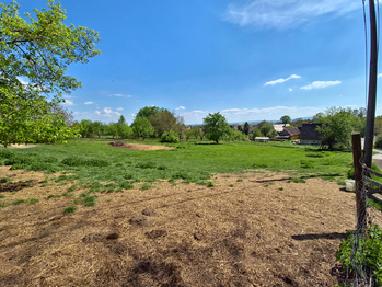 Prodej pozemku 1300 m², Bělotín