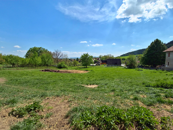 Prodej pozemku 1300 m², Bělotín