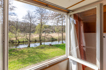 Výhled z ložnice - Prodej chaty / chalupy 80 m², Újezd nade Mží