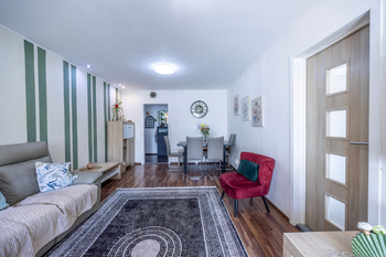 Prodej bytu 4+1 v osobním vlastnictví 80 m², Praha 4 - Modřany