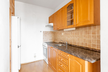 Prodej bytu 2+kk v osobním vlastnictví 43 m², Praha 4 - Kamýk