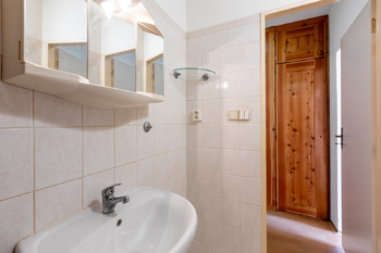 Prodej bytu 2+kk v osobním vlastnictví 43 m², Praha 4 - Kamýk