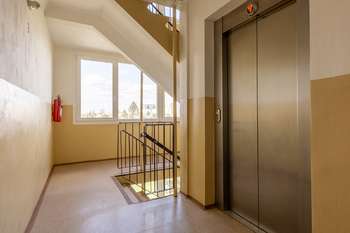 Prodej bytu 2+kk v osobním vlastnictví 43 m², Praha 4 - Kamýk