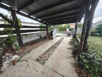 parkovací stání - Pronájem domu 222 m², Hrdějovice