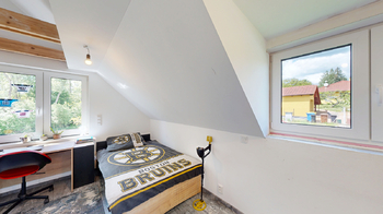 pokoj v podkroví - Prodej domu 134 m², Pyšely