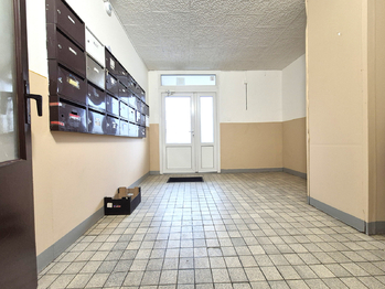 Prodej kancelářských prostor 15 m², Louny