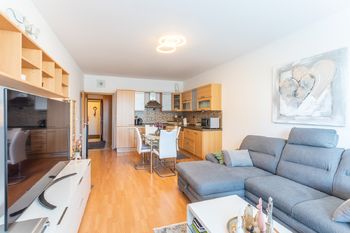 Prodej bytu 3+kk v osobním vlastnictví 76 m², Praha 9 - Vinoř