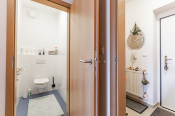 Prodej bytu 3+kk v osobním vlastnictví 76 m², Praha 9 - Vinoř