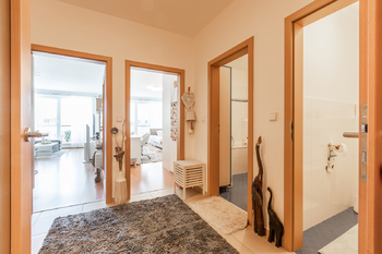 Prodej bytu 3+kk v osobním vlastnictví 76 m², Praha 9 - Vinoř