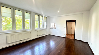 Pronájem bytu 2+1 v osobním vlastnictví 54 m², Kladno
