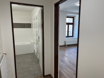 Pronájem bytu 1+kk v osobním vlastnictví 33 m², Jablonec nad Nisou