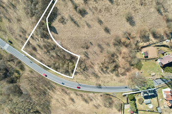 Prodej pozemku 2571 m², Medonosy
