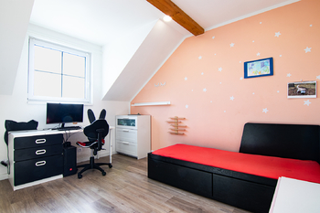 dětský pokoj - Prodej domu 122 m², Lány