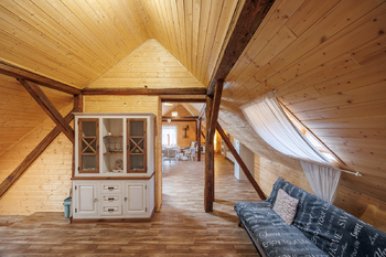 Prodej domu 688 m², Valeč