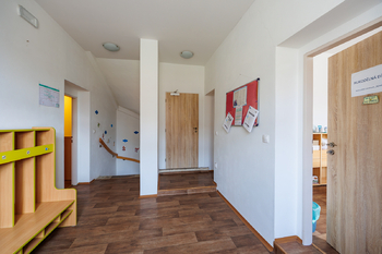 Prodej domu 688 m², Valeč