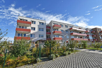 Pronájem bytu 2+kk v osobním vlastnictví 62 m², Praha 9 - Čakovice