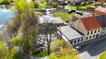 Prodej obchodních prostor 200 m², Planá