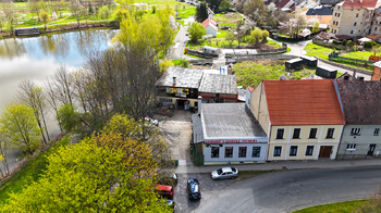 Prodej obchodních prostor 200 m², Planá