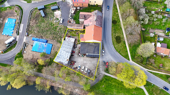 Prodej obchodních prostor 200 m², Planá