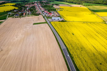 Prodej pozemku 13867 m², Vysoké Popovice