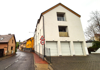 Prodej bytu 2+kk v osobním vlastnictví 46 m², Praha 5 - Lochkov