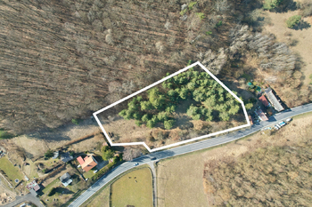 Prodej pozemku 8424 m², Medonosy