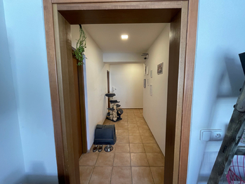 Chodba - Pronájem bytu 3+1 v osobním vlastnictví 109 m², Kladno